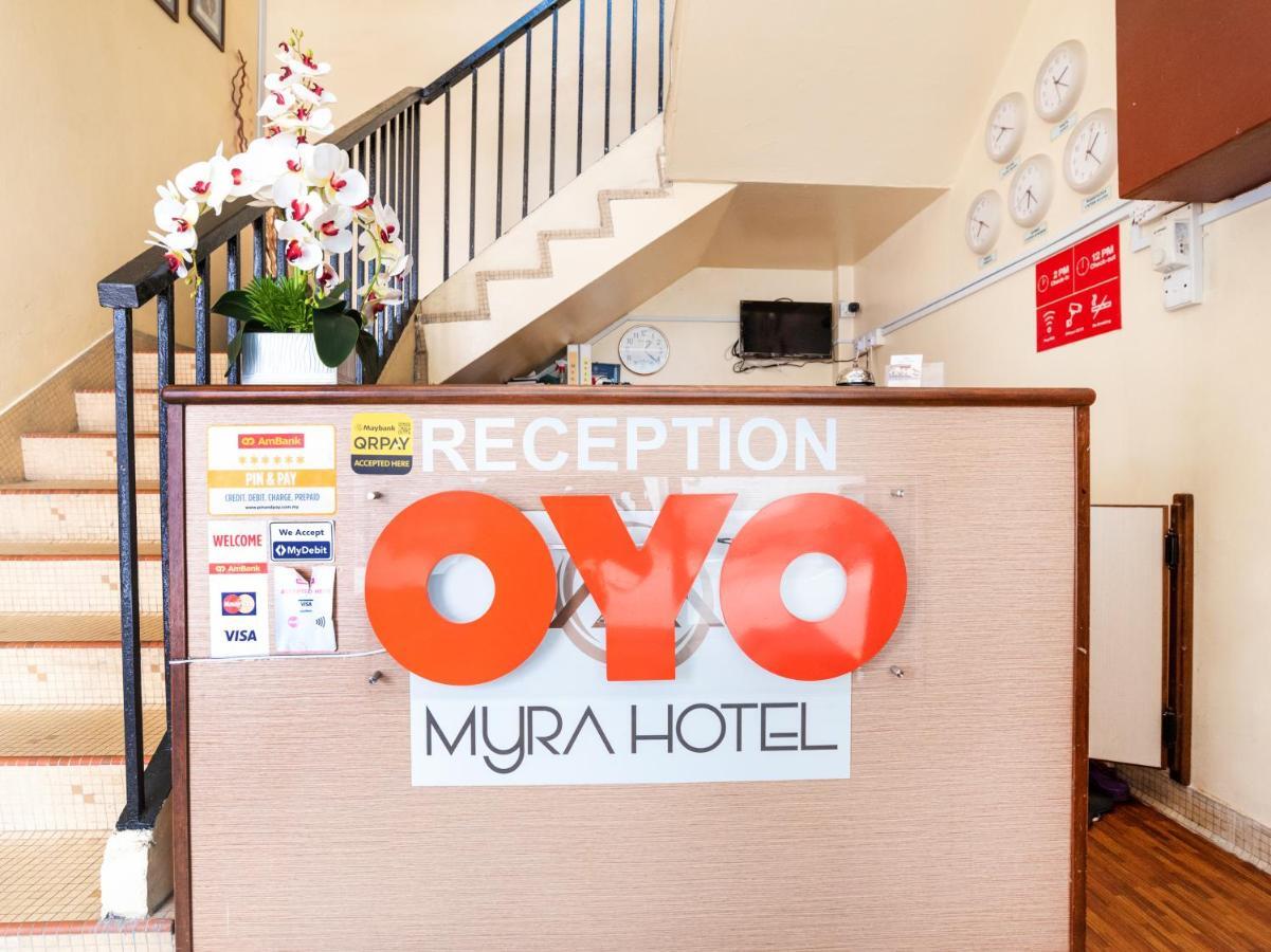 Oyo 703 Myra Hotel Мерсінг Екстер'єр фото